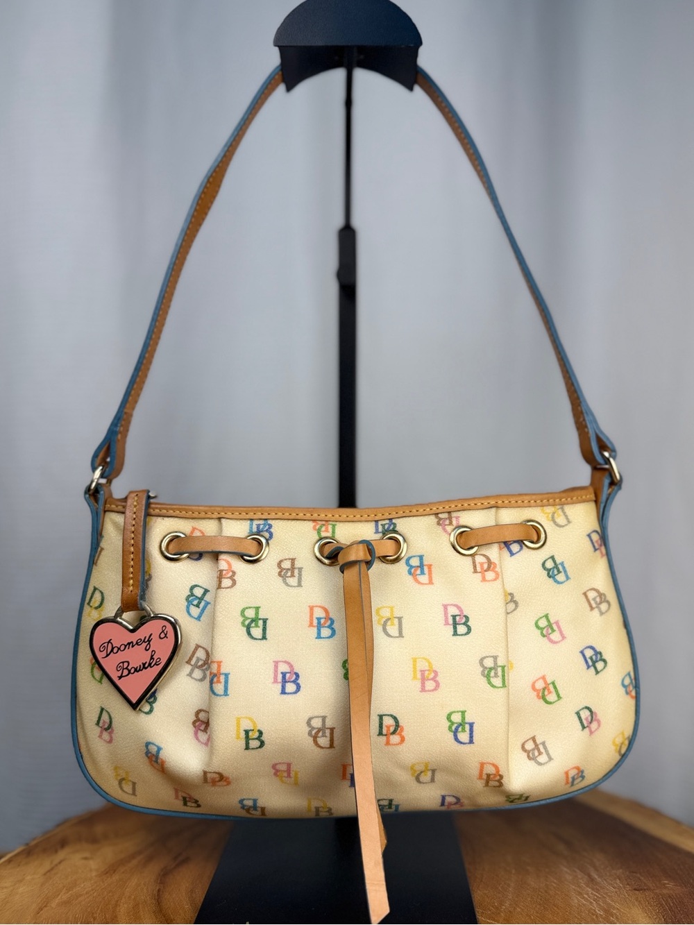Dooney & Bourke Vintage Signature Shoulder Bag w/ Rainbow Zipper Tan Trim - EUC
